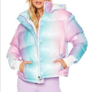 *NWT* Beach Riot Puffer Coat!